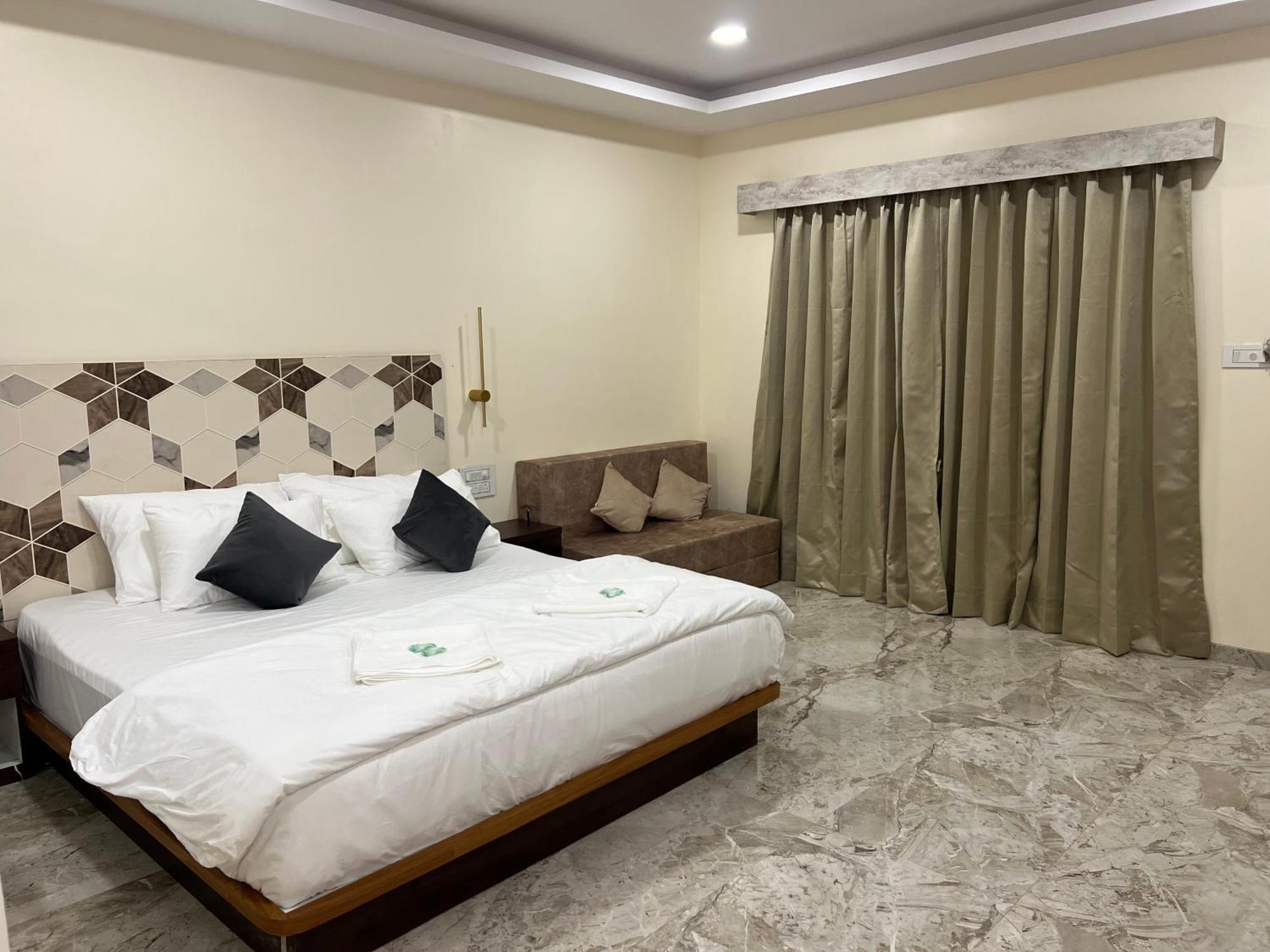 Campsite Sabas Tent & Mahabaleshwar
