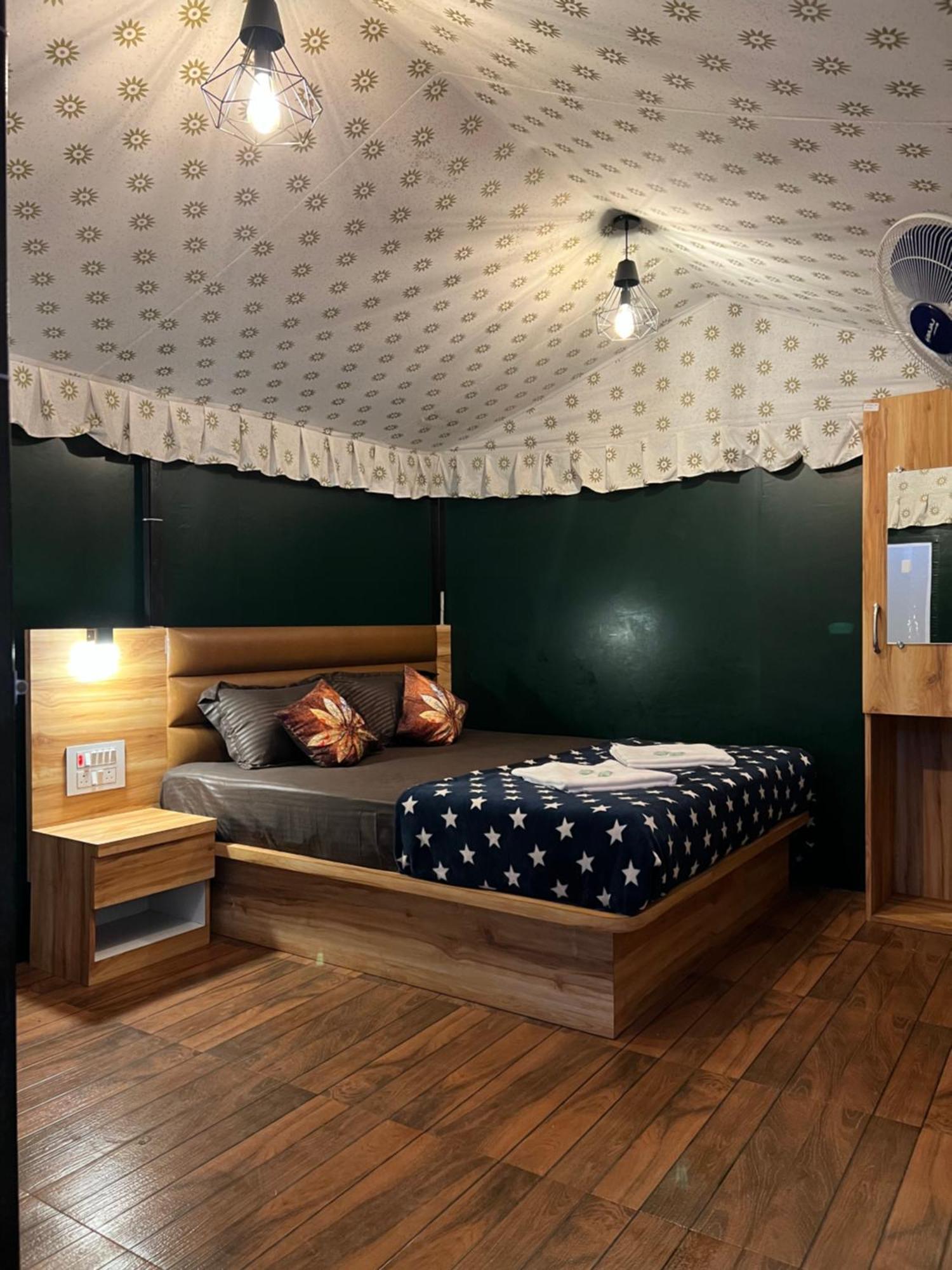 Sabas Tent & 3* Mahabaleshwar
